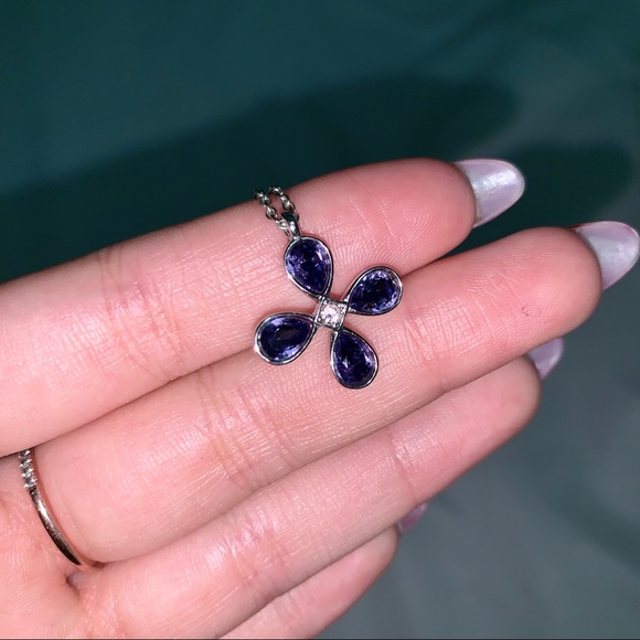 Swarovski Crystal Flower Necklace - Picture 6 of 6